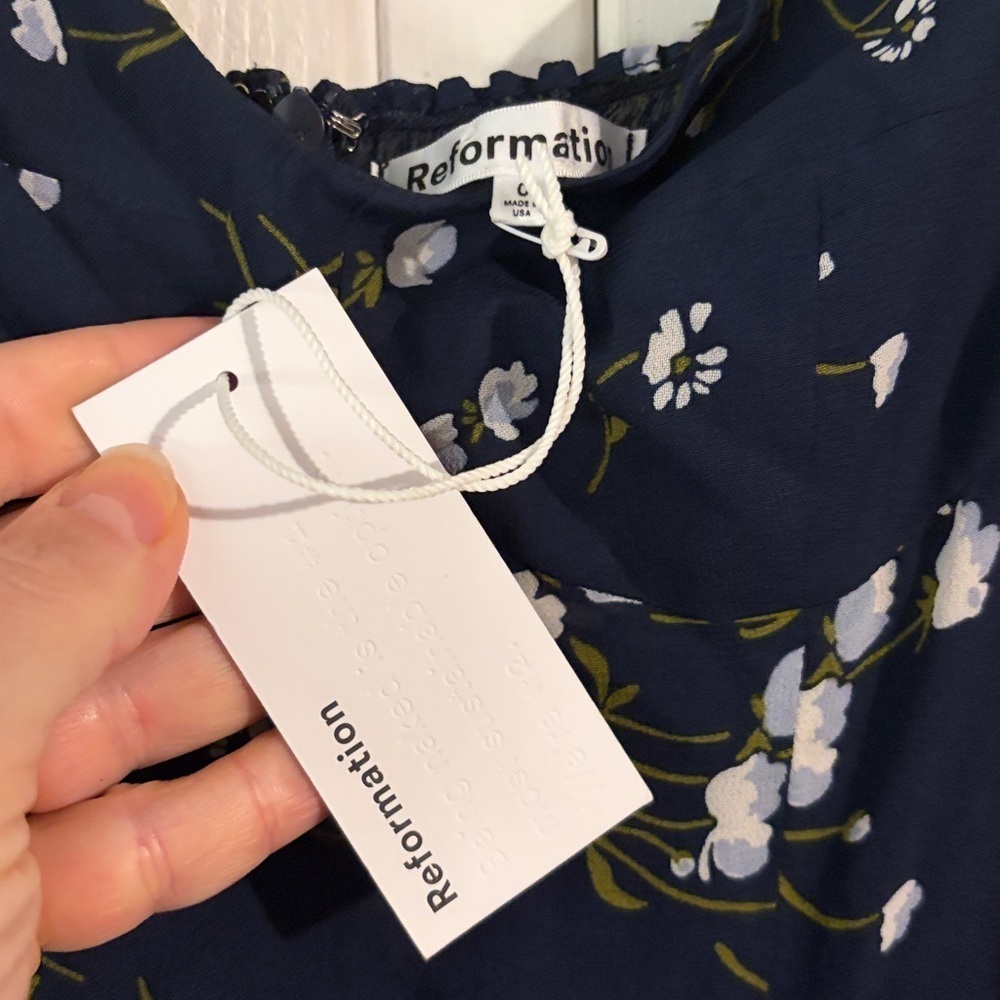 NWT Reformation Nadira Midi Dress in Chopine | Navy Floral - size 0 - Picture 6 of 10